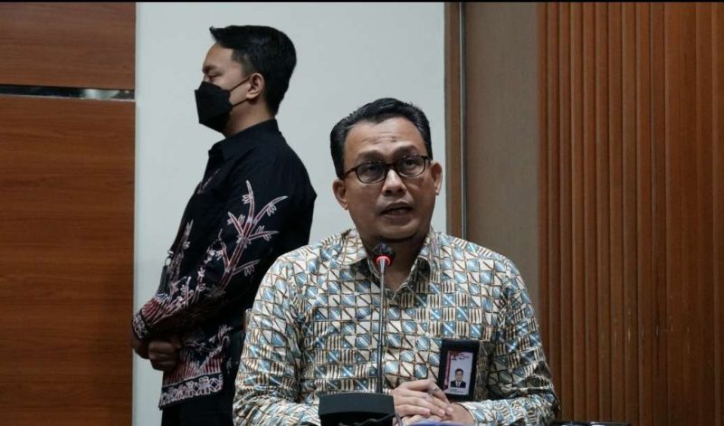 Plt Jubir KPK Ali Fikri dalam keterangannya saat konferensi pers penetapan tersangka korupsi. (Foto: Humas KPK)