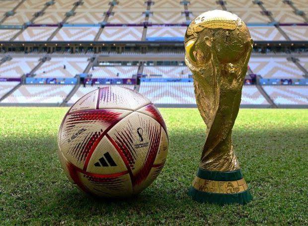 FIFA resmi merilis bola baru untuk digunakan Semifinal dan Final Piala Dunia 2022. (Foto: Okezone)