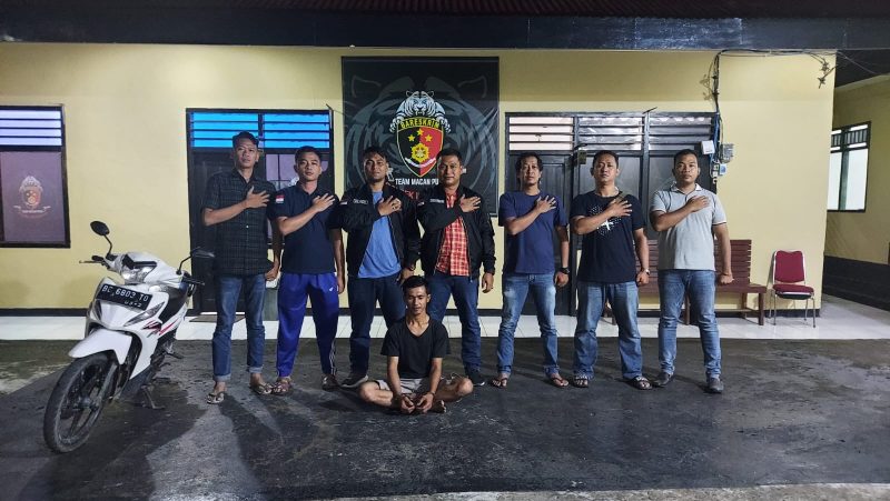 Polisi menangkap satu lagi pelaku penganiayaan terhadap seorang pemuda di Sejaro Sakti, Indralaya, Sabtu (3/12/2022) 