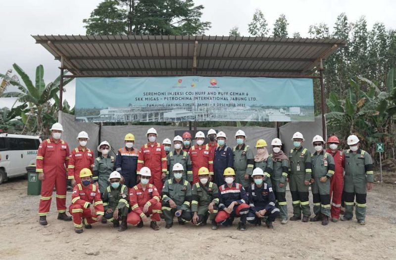 SKK Migas – PetroChina International Jabung Ltd. melakukan uji coba lapangan (field trial) CO2 Injection Huff & Puff di sumur minyak Gemah-6 di Wilayah Kerja (WK) Jabung di Tanjung Jabung Timur, Jamb