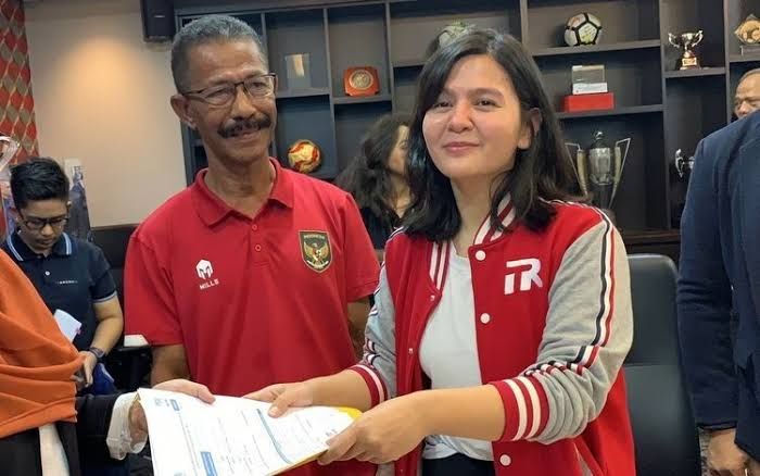 Mantan Sekretaris Jenderal PSSI Ratu Tisha Destria Mendaftar Diri Jadi Waketum PSSI Periode 2023-2027, Jakarta, Minggu (15/1)