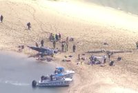 abrakan dua helikopter yang sedang terbang terjadi di area tujuan wisata Gold Coast di Brisbane, Australia