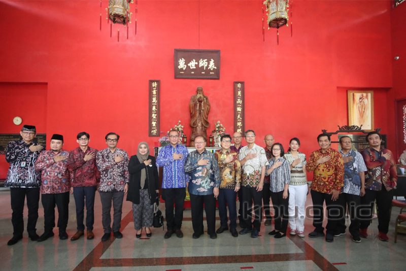 Ketua KPU RI saat audiensi dengan Majelis Tinggi Agama Khonghucu Indonesia (Matakin), di Klenteng Kong Miao, Jakarta, Jumat (13/1/3022)
