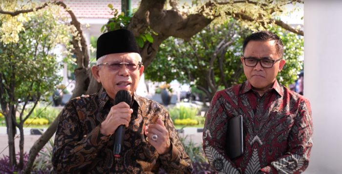Wapres Ma’ruf Amin dan Menteri PANRB Azwar Anas memberikan keterangan pers usai Rapat KPRBN, di Istana Wapres, Kamis (12/01/2023). (Sumber: Tangkapan Layar)