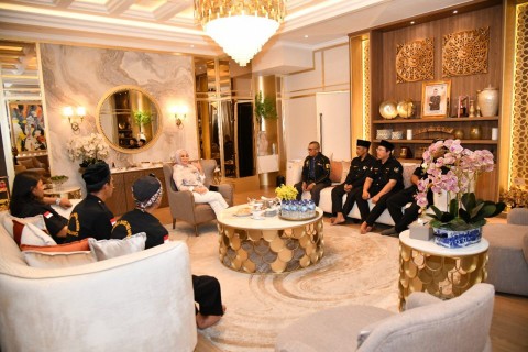 Ketua DPRD Provinsi Sumsel Hj RA Anita Noeringhati SH MH menerima Kunjungan Silaturahmi dan ranah tamah bersama Persatuan Bakso Solo Berseri [PBSB] Sumatera Selatan, di rumah dinasnya, Minggu [8/1/2023].