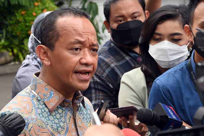 Menteri Investasi/Kepala BKPM Bahlil Lahadalia memberikan keterangan pers di Kompleks Istana Kepresidenan Jakarta, Selasa (31/01/2023) siang