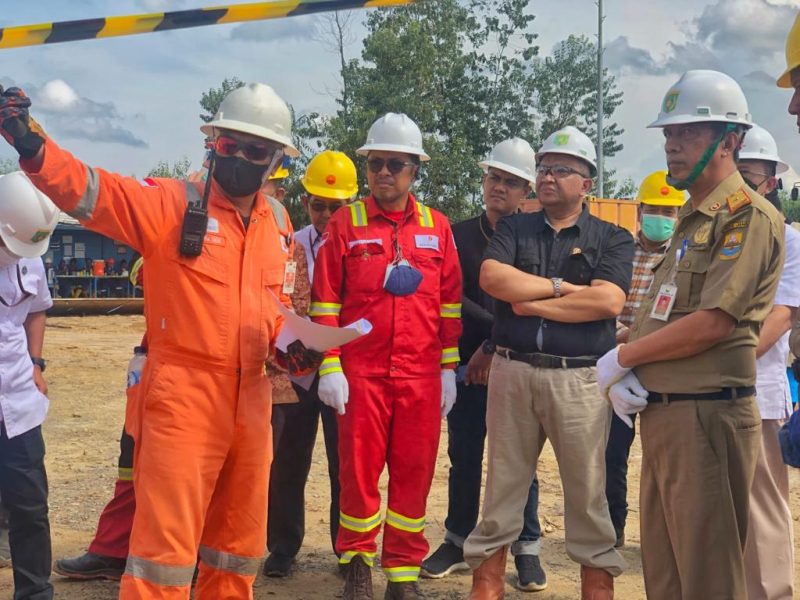 SKK Migas bersama KKKS PetroChina International Jabung Ltd menerima Wakil Menteri Tenaga Kerja RI Afriansyah Noor di area NEB#9 dan area WBD-7 di Kabupaten Tanjung Jabung Barat, Provinsi Jambi