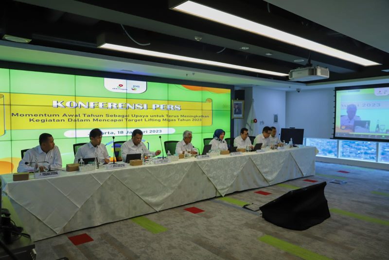 Kepala SKK Migas, Dwi Soetjipto saat konferensi pers momentum awal tahun dalam mencapai target lifting migas tahun 2023, Rabu (18/1/2023)