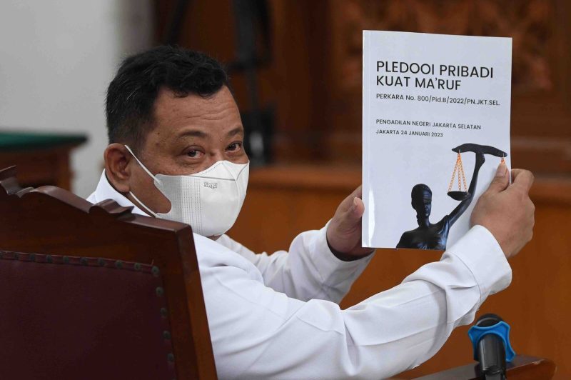 Terdakwa kasus dugaan pembunuhan berencana Brigadir Yosua, Kuat Ma'ruf 