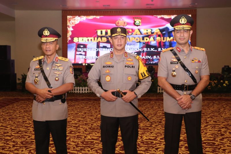 Kapolda Sumsel, Irjen Pol A Rachmad Wibowo pimpin serah terima jabatan Wakapolda Sumsel dari Irjen Pol Rudi Setiawan SIK MH ke Brigjen Pol M Zulkarnain SIK MSi 