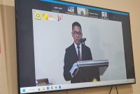Firdaus Komar saat sidang promosi disertasi Program Doktor Administrasi Publik FISIP Universitas Sriwijaya, Rabu (04/1/2023)