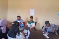 Mayzeni ke Kantor PT MAR di Kecamatan Pulau Rimau Kabupaten Banyuasin didampingi kuasa hukumnya, Suwito Winoto SH, Selasa [10/1/2022]