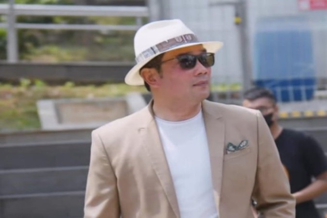 Gubernur Jawa Barat Ridwan Kamil juga menjajal Citayam Fashion Week di kawasan Dukuh Atas Jakarta Pusat. JIBI