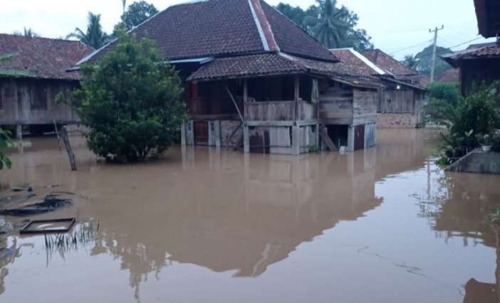 Banjir di Kota Baturaja, Kabupaten Ogan Komering Ulu, Sumatra Selatan. (Foto: BPBD)