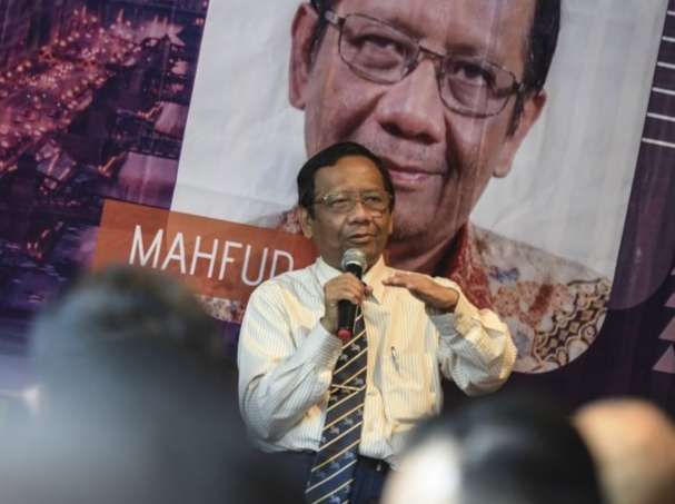 Menko Polhukam Mahfud Md saat berbicara dalam sebuah forum.