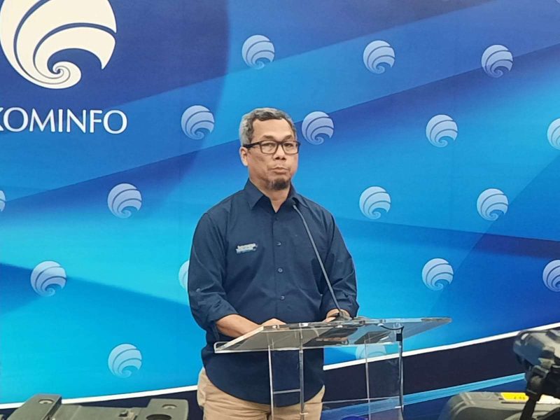 Dirjen Informasi dan Komunikasi Publik Kementerian Komunikasi dan Informatika Usman Kansong saat konferensi pers di Kantor Kemkominfo Jakarta, Rabu (15/2/2023)