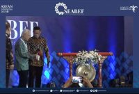 Menteri Pariwisata dan Ekonomi Kreatif Sandiaga Uno meresmikan South East Asia Business Events Forum 2023 di Yogyakarta, Jumat (3/2/2023)