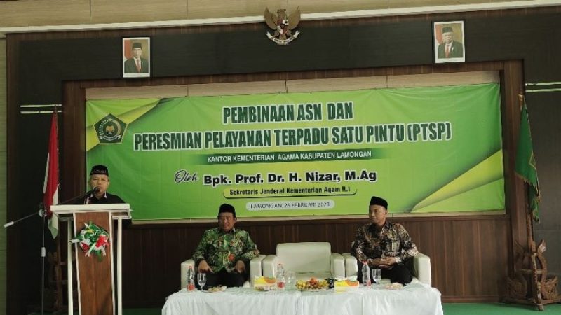 Sekjen Kemenag Nizar beri pembinaan ASN Kankemenag Lamongan