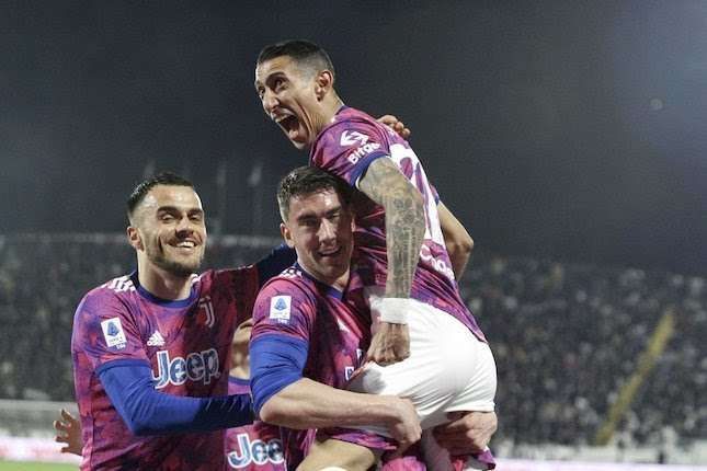 Skuad Juventus merayakan gol Angel di Maria ke gawang Spezia di laga pekan ke-23 Serie A 2022/2023, di Alberto Picco Stadium, Senin (20/2/2023) dini hari WIB.
