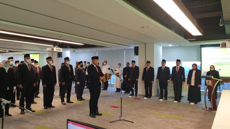 Kepala SKK Migas melantik 58 pegawai setingkat Kepala Divisi di lingkungan SKK Migas hari ini di Jakarta (28/2