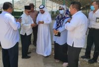 Tim Ditjen PHU Kemenag sedang melakukan survei ke RPH di Saudi