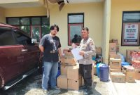 Polisi berhasil mengamankan 180 botol minuman keras (miras) hasil operasi Pekat Lodaya 2023