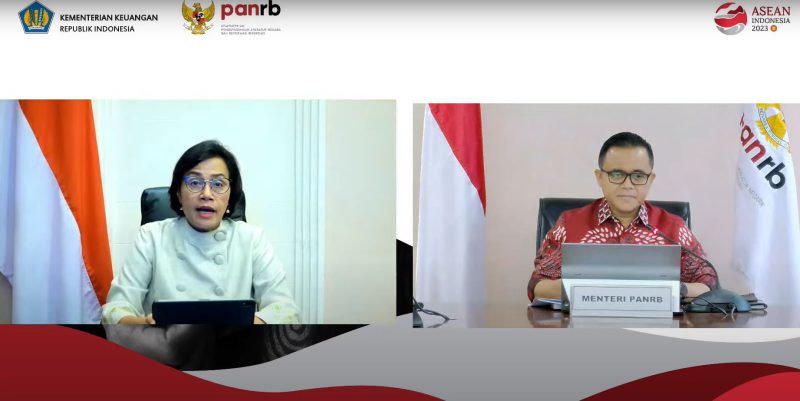 Menteri Keuangan Sri Mulyani Indrawati dan MenPANRB Abdullah Azwar Anas 