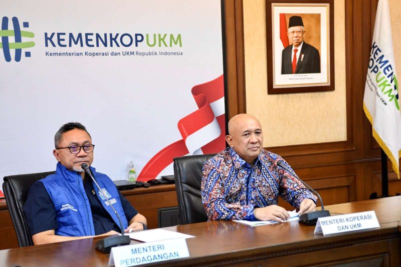 Menteri Perdagangan Zulkifli Hasan dan Menteri Koperasi dan UKM Teten Masduki