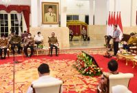 Presiden Jokowi memimpin SKP, di Istana Negara, Kamis (02/03/2023) siang. (Foto: Humas Setkab)