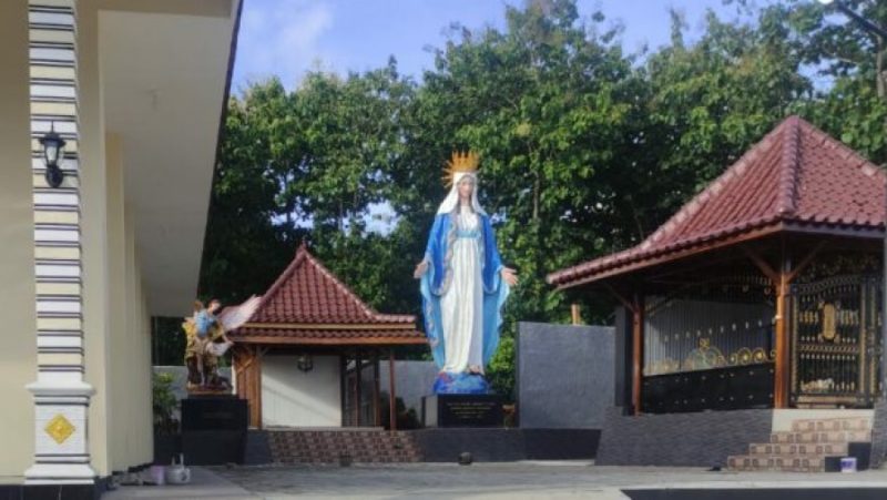 Patung Bunda Maria di Pedukuhan Degolan, Bumirejo, Lendah, Kulon Progo
