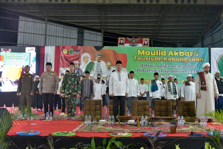 Maulid Akbar & Tausiyah Kebangsaan dalam rangka menyambut Bulan Suci Ramadhan 1444H di Cilegon, Minggu (19/03).