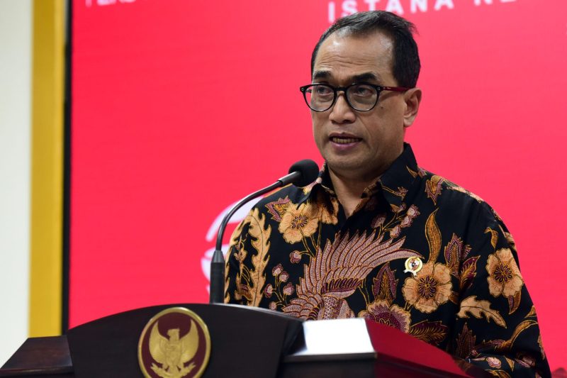 Menhub Budi Karya Sumadi memberikan keterangan persnya usai mengikuti Rapat yang dipimpim Presiden Jokowi di Kantor Presiden, Jakarta, Jumat (24/03/2023). (Foto: Humas Setkab)
