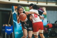 Pebasket putri Indonesia Dewa Ayu Made Sriartha saat laga uji coba menghadapi Universitas Fo Guang, Taiwan beberapa waktu lalu. (Foto: Perbasi)