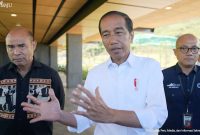Presiden RI Joko Widodo meninjau kesiapan fasilitas yang akan digunakan untuk Konferensi Tingkat Tinggi (KTT) ASEAN ke-42, di Labuan Bajo, NTT