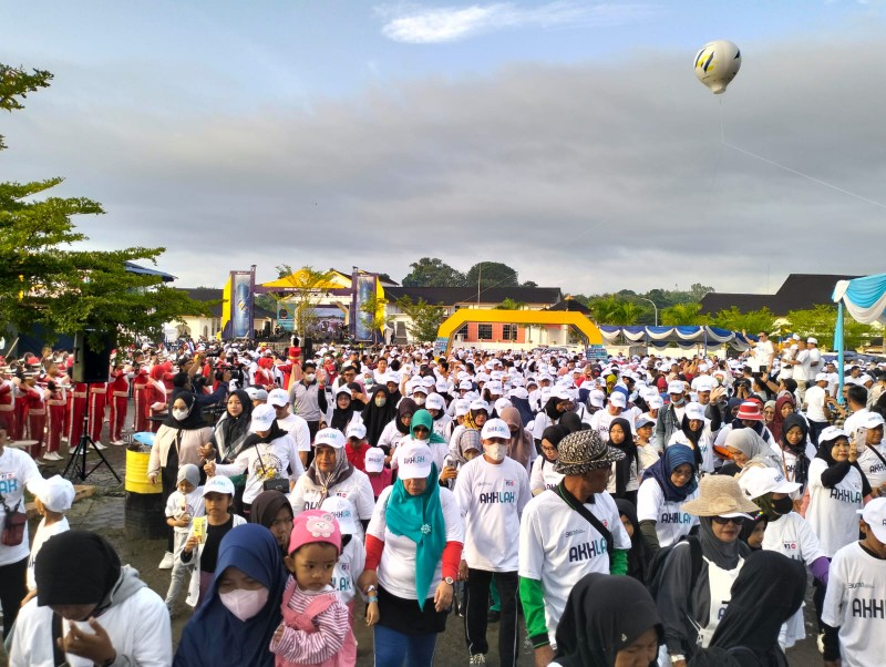 PT Bukit Asam Tbk [PTBA] turut ambil bagian dalam kegiatan jalan sehat di 6 kabupaten di Provinsi Sumatera Selatan, yaitu Kabupaten Empat Lawang, Lahat, Muara Enim, Musi Banyuasin, Musi Rawas, dan Musi Rawas Utara.