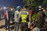 Unit Patroli Tombak [UPT] 504 Ditsamapta Polda Sumsel berhasil meringkus tiga begal saat sedang melaksanakan Patroli R4 di jalan HM Noerdin Pandji, Kecamatan Sukarami Palembang tepatnya di seberang SPBU tak jauh dari Simpang Bandara SMB II, Sabtu, 25 Maret 2023, sekitar pukul 22:00 WIB.