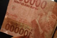 uang palsu (sumber foto: istimewa)