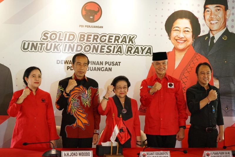 Ketua Umum PDI Perjuangan, Megawati Soekarnoputri menetapkan Ganjar Pranowo sebagai calon presiden (capres) 2024 (sumber foto: Twitter PDI_Perjuangan)