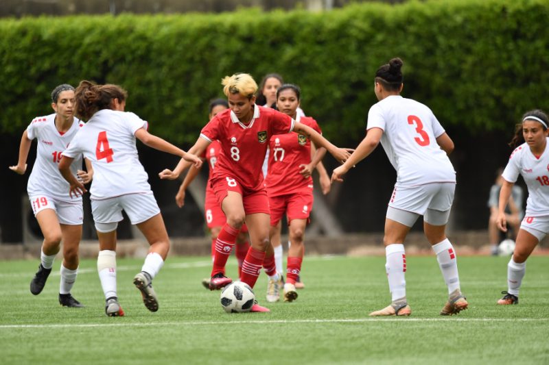 Timnas Wanita Indonesia menjalani laga perdana fase Grup F babak pertama kualifikasi Olimpiade Paris di Stadion Fouad Chehab, Jounieh, Lebanon, Sabtu (8/4) sore.