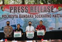 Polresta Bandara Soetta berhasil menggagalkan pemberangkatan puluhan calon pekerja migran Indonesia (PMI) yang diduga hendak dijual ke Timur Tengah sebagai pekerja