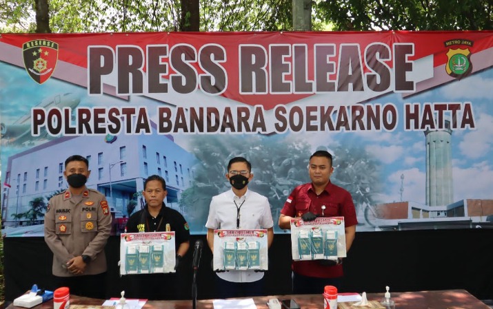 Polresta Bandara Soetta berhasil menggagalkan pemberangkatan puluhan calon pekerja migran Indonesia (PMI) yang diduga hendak dijual ke Timur Tengah sebagai pekerja