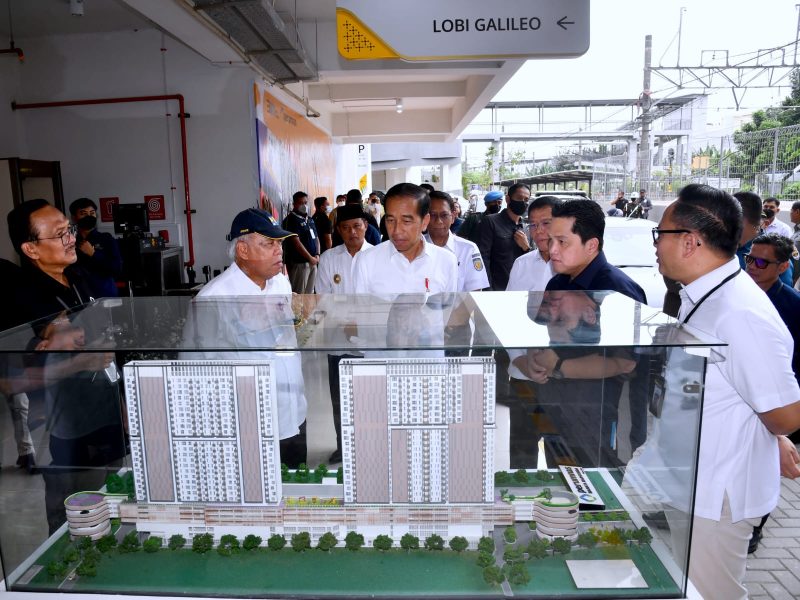 Presiden Jokowi saat meresmikan Hunian Milenial untuk Indonesia, di Samesta Mahata Margonda, Kota Depok, Jawa Barat, Kamis (13/04/2023) pagi. (Foto: BPMI Setpres)