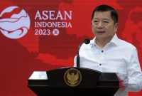Kepala Bappenas Suharso Monoarfa memberikan keterangan pers usai menghadiri ratas, Rabu (12/04/2023), di Jakarta. (Foto: Humas Setkab)