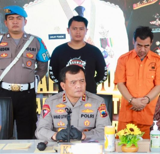 Kapolda Jateng Irjen Pol  Drs Ahmad Luthfi saat memberi keterangan pers