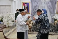Wapres RI KH Ma'ruf Amin menerima silaturahmi Kepala Staf Angkatan Darat (KSAD) Dudung Abdurachman beserta Ibu Rahma Setyaningsih
