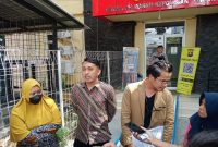 Imelda didampingi Kuasa Hukumnya melapor ke Propam Polda Sumsel terkait dugaan suaminya dijebak oknum anggota Narkoba Polres Muba.