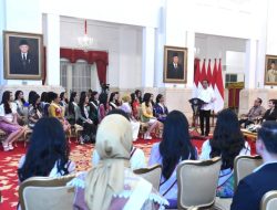 Bertemu Puteri Indonesia 2023, Presiden Tekankan Soal Bonus Demografi dan Promosi Pariwisata
