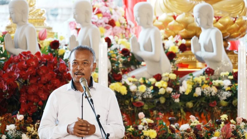 Direktur Urusan dan Pendidikan Agama Buddha Kementerian Agama Nyoman Suriadarma