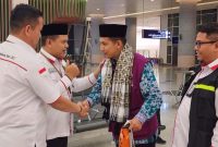 Kedatangan perdana jemaah haji khusus di Jeddah