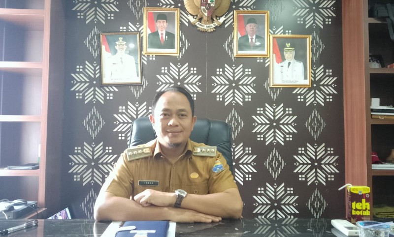 Camat Kemuning M Irman SSTP MSi [Foto: AbV]